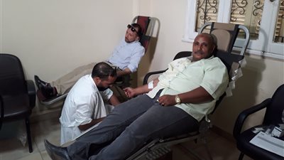 بالصور.. الهيئة العامة للبترول تبدأ حملة التبرع بالدم 