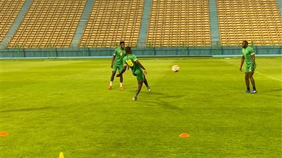  منتخب زيمبابوي يؤدي مرانه الأساسي قبل مواجهة مصر