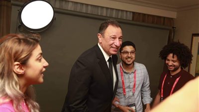 موقع الكاف يحاور الخطيب أسطورة الكرة الإفريقية