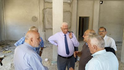 بالصور.. الحارس القضائي يتابع أعمال انشاء نادي الصيادلة ببورسعيد