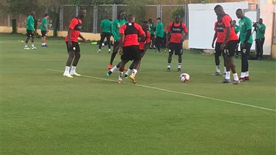 منتخب السنغال يخوض مرانه الأول استعدادا للجزائر
