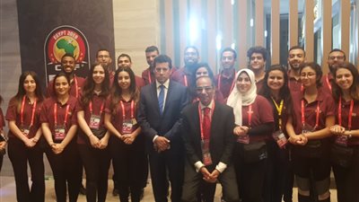 وزير الرياضة يشكر كتيبة الجنود المجهولة في كأس الأمم