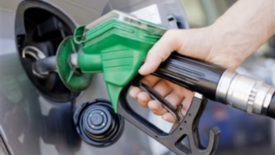 بعد موافقة الحكومة.. ننشر الأسعار الجديدة للبنزين والسولار 