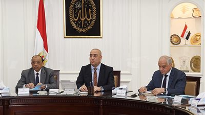 يضم 42 محطة.. مشروع للنقل الجماعي لربط مناطق 6 أكتوبر بالجيزة 