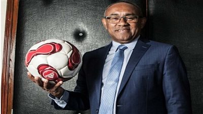 رئيس الكاف يحضر مباراة غانا وغينيا بيساو 