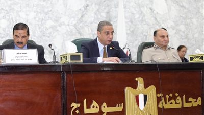 تحذير «مهم» من محافظ سوهاج لمخالفى قرار «دهان» واجهات المنازل.. اعرف التفاصيل