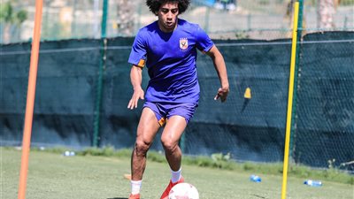 حسين السيد يكشف مصيره في المنافسة مع معلول ومحمود وحيد 