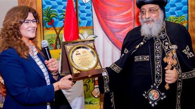 «ورطة البابا».. فاطمة ناعوت تُشعل حرب «الميليشيات الإلكترونية» ضد تواضروس