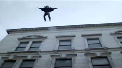 «خططوا للانتقام منه».. «3» شباب وراء سقوط شخص من شرفة مسكنه في المعادي «صورة»