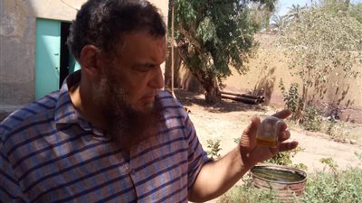 بالصور.. مجلس مدينة طما يرد علي أزمة المياه في قريتي المواطين والحديقة 