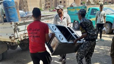 بالصور.. حملة لإزالة إشغالات الطرق بمدينة الشروق