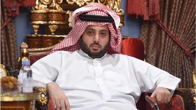 تركى آل الشيخ يضم فنان زمالكاوى لنادى الميريا الإسباني