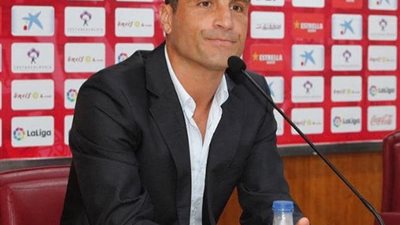 غرفة عمليات تركي آل الشيخ تسفر عن دوران ماكينة صفقات ألميريا بعد التعاقد مع بروفيسور التدريب