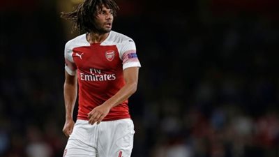 مدرب أرسنال يطلب من النني الرحيل عن الفريق