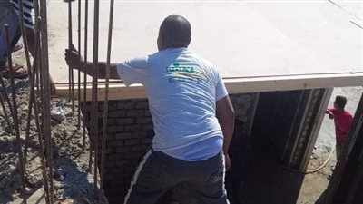 الوحده المحلية بمجلس قروى مشطا بطما تتصدى لبناء مخالف 