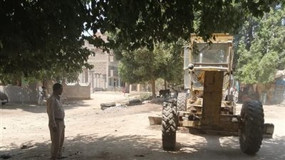  حملة نظافة وتمهيد للطرق بمجلس قروي سلامون 