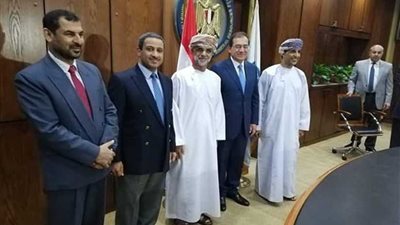 وزير البترول يوقع مذكرة تفاهم مع سلطنة عمان 