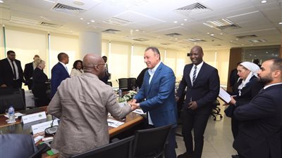 صور| الخطيب يشارك في اجتماعات رئيس الاتحاد الدولي مع منظومة الكاف