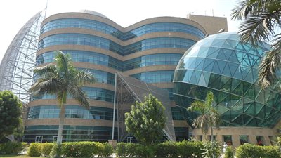 تجدد أزمة مستشفى 5757.. والقضاء الإداري يؤجل قرار عزل الإدارة