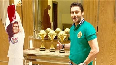 الصقر يتجاهل حسام البدري ويٌهنئ الجهاز المعاون لمنتخب مصر