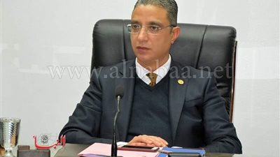 محافظ سوهاج يوجه بكسح مياه الصرف الصحي في المغاربة