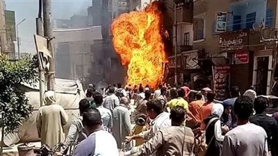 حريق هائل يلتهم مقهى وسوبر ماركت ومكتبة في سوهاج