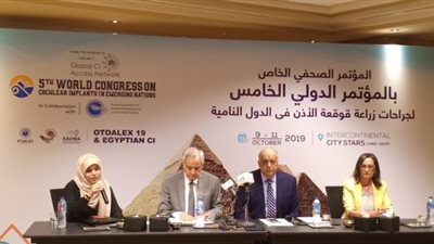 أستاذة تخاطب تكشف تحديات تأهيل الطفل بعد عملية زراعة القوقعة