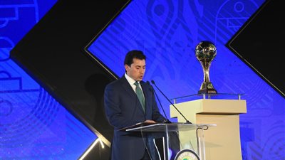 وزير الرياضة ورئيس 