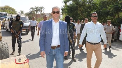 رد فعل عاصف من محافظ سوهاج بعد اكتشافه وجود «مقهى مخالف»