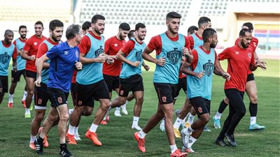 الأهلي يعلن موعد اكتمال القوة الضاربة استعدادًا لقمة الزمالك