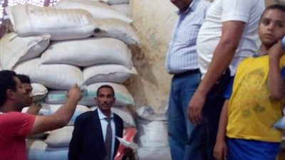 مجلس مدينة طما يضبط مصنع عطاره بدون ترخيص 