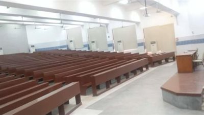 إضراب طلاب كلية علوم طبية احتجاجا على تغيير المسمي