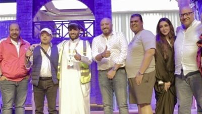 تركي آل الشيخ يحضر بروفات «3 أيام في الساحل» بالرياض