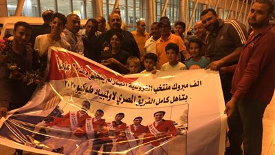 صور| استقبال بالورود لفرسان مصر أبطال إفريقيا المتأهلين لأولمبياد طوكيو 