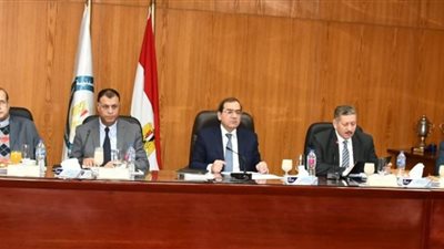 تقارير: حركة ترقيات خلال أيام بقطاع البترول