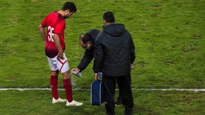 رفض مسئولي الاهلي اجراء جراحة الصليبي لمحمد محمود في أمريكا وبرشلونة 