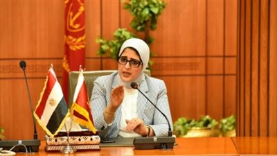 تفاصيل اجتماع الرئيس بوزيرة الصحة: بدء التأمين الصحي بمحافظتين مارس المقبل