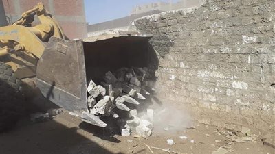 بعد تنفيذ هذه الإزالات.. محافظ سوهاج يطالب المواطنين بهذا الأمر لاستعادة أراضي الدولة