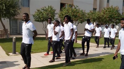 راحة للاعبي نيجيريا قبل التوجه لملعب السلام لمواجهة كوت ديفوار