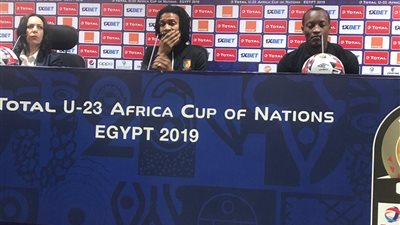 سونج مدرب الكاميرون: سنهاجم مالي بكل قوة لتحقيق الفوز والحفاظ على حظوظنا في التأهل