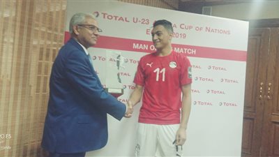 شوقي غريب يرد على انتقادات أحمد بلال لهداف المنتخب الأوليمبي