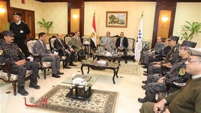 محافظ سوهاج الجديد يصل الديوان العام.. وهذا أول تصريح له