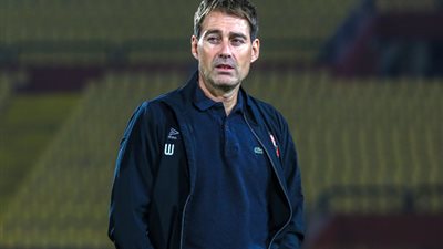 بفرمان من فايلر.. ساعة رقمية في ملعب الاهلى 