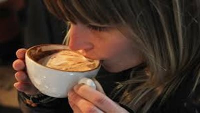 دراسة: تناول القهوة صباحًا ومساءً يقلل من الإصابة بـ«الزهايمر»