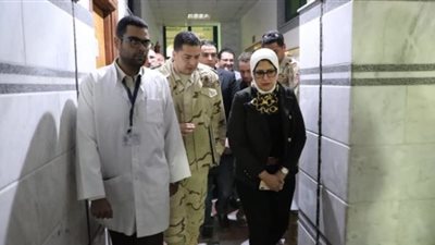 وزيرة الصحة تبدأ جولة بـ 