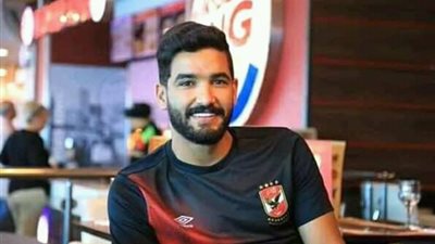 بالصورة..صالح جمعة يقلب الفيس بوك بالظهور في ملهى ليلي ليلة رأس السنة