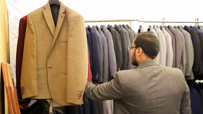 التخفيضات تصل إلى 50 %.. معرض يقدم سلعًا مهمة للمحامين بـ«نادى المعادى»