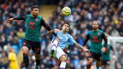 بث مباشر.. مباراة استون فيلا وماشيستر سيتي في الدوري الإنجليزي 