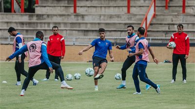 الأهلي يتابع موقف الثنائي الخطير قبل إعلان قائمة طنطا
