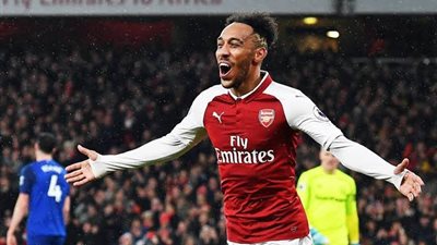 آرسنال يحاول تخفيف عقوبة أوباميانج بعد طرده أمام كريستال بالاس